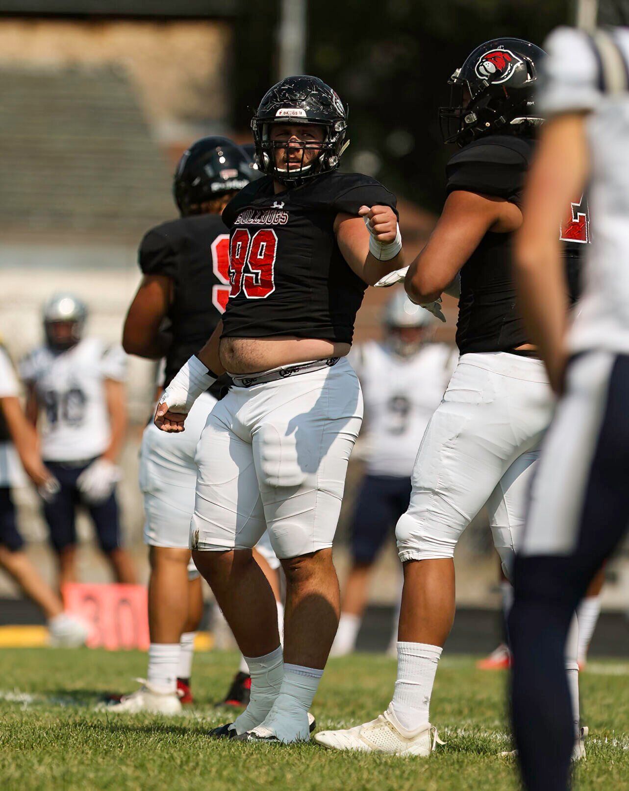 091022-ir-spt-football-Western-3.jpg